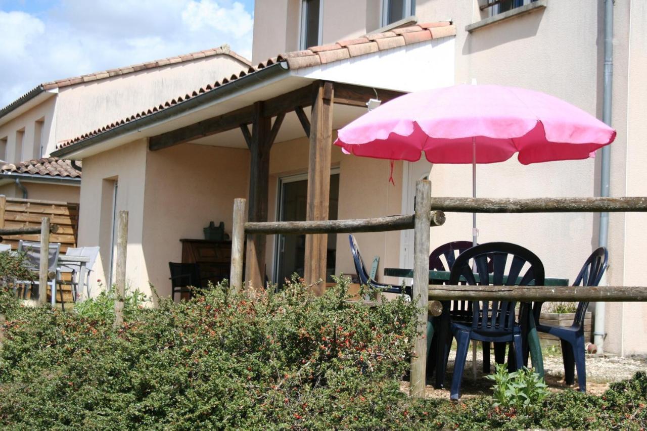 BonAbri Vacances - Chambres d'hôtes Chazelles  Extérieur photo