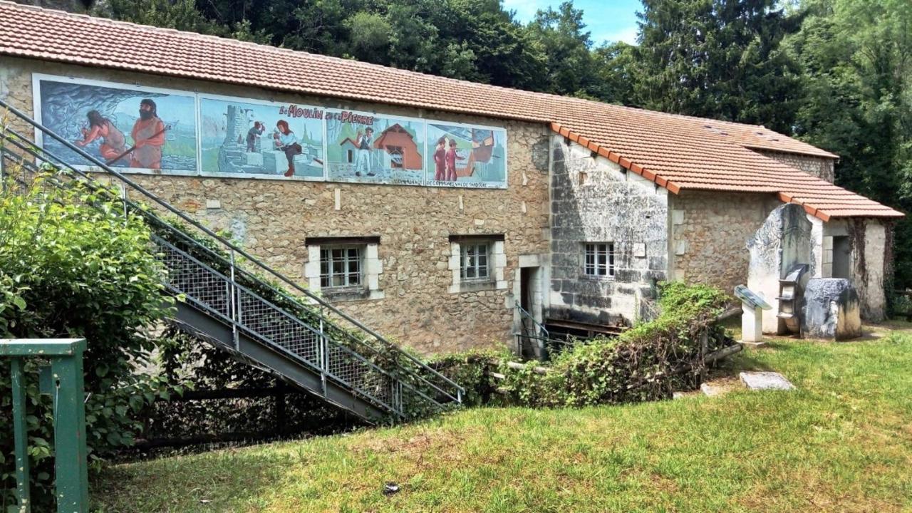 BonAbri Vacances - Chambres d'hôtes Chazelles  Extérieur photo