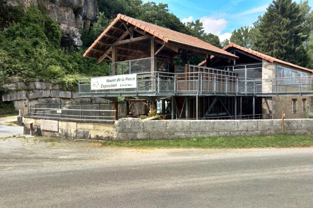 BonAbri Vacances - Chambres d'hôtes Chazelles  Extérieur photo